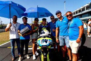 Al momento stai visualizzando Agrigento – IL FAVARESE CARMELO BELLUZZO AL SUO ESORDIO AL CAMPIONATO ITALIANO CIV Moto3 RACING NIGHT