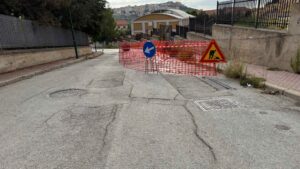 Scopri di più sull'articolo Agrigento – “Si metta in sicurezza adesso la strada che conduce a università e scuole di Calcarelle”, il consigliere Fattori impegna l’amministrazione Sodano