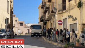 Scopri di più sull'articolo Agrigento – Quartiere Maddalusa, un tavolo tecnico sulla vicenda della sospensione idrica. L’assessore regionale all’Energia Francesco Colianni: “Ciascuna istituzione dovrà assumersi le proprie responsabilità”