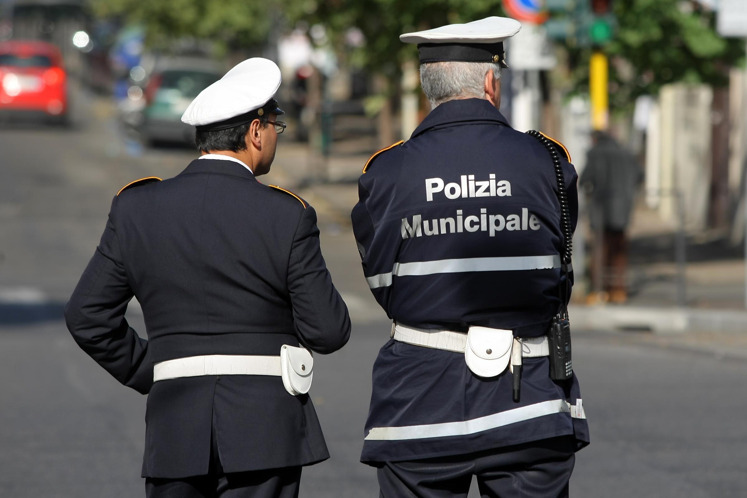 Al momento stai visualizzando Agrigento, con 5 mila euro nascosti e un cacciavite: denunciato