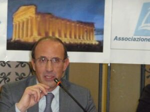 Scopri di più sull'articolo Salvatore Russo confermato a capo dell’Associazione nazionale commercialisti di Agrigento