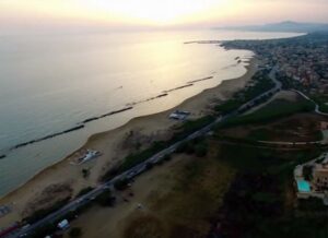 Scopri di più sull'articolo Chiosco sulla spiaggia di San Leone sequestrato per irregolarità negli scarichi