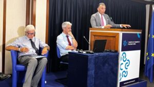 Scopri di più sull'articolo Agrigento – La ceramica di Caltagirone verso il riconoscimento IGP. L’assessore regionale alle Attività produttive Edy Tamajo: “Risultato storico e unico per l’artigianato siciliano”