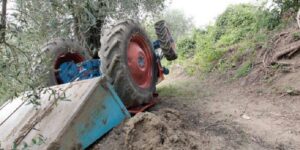 Scopri di più sull'articolo Agrigento – Burgio, precipita trattore, morto un uomo di 76 anni