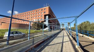 Scopri di più sull'articolo Dalla complicanza oculare al ritorno alla speranza: paziente ringrazia il reparto di oculistica dell’ospedale di Agrigento