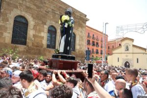 Scopri di più sull'articolo Agrigento abbraccia San Calogero (FOTO e VIDEO)