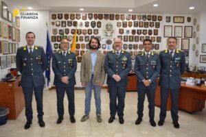 Scopri di più sull'articolo Agrigento, il sindaco Sodano in visita presso la caserma della Guardia di Finanza