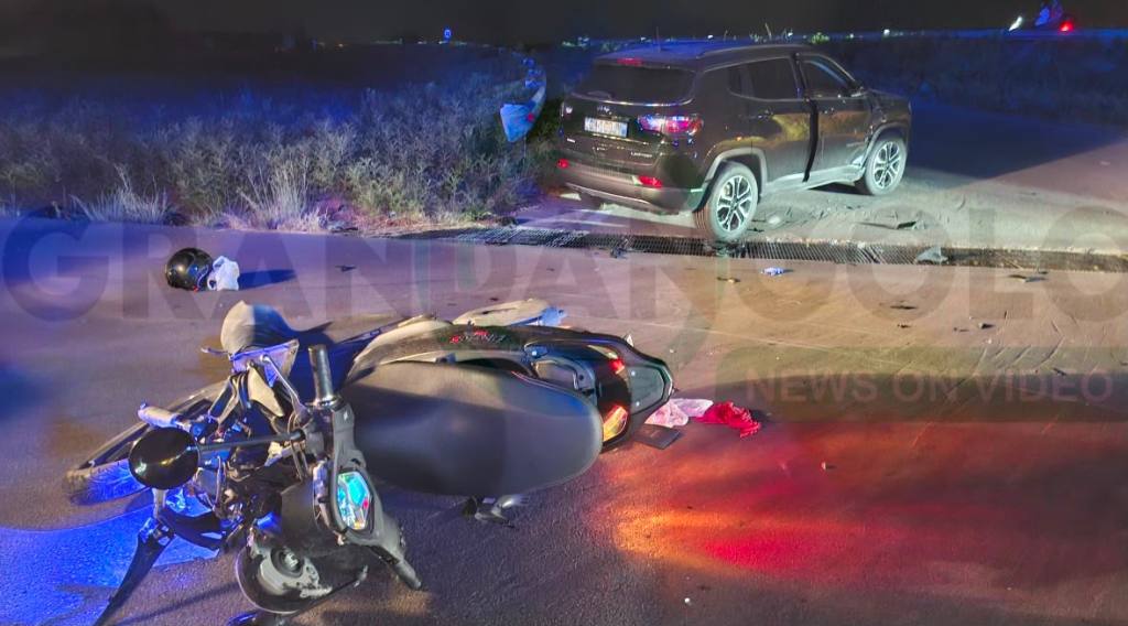 Al momento stai visualizzando Agrigento – Schianto moto-auto all’ingresso di San Leone, grave 20enne 