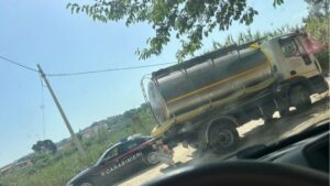 Scopri di più sull'articolo Agrigento – Maddalusa, mentre si attende il tavolo tecnico spunta un’autobotte: acqua agli animali sì, ai residenti no?