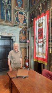 Al momento stai visualizzando Filippo Stagno incanta San Miniato con il suo libro “Oltre il numero 327