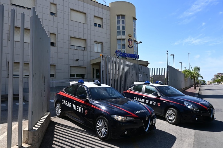 Al momento stai visualizzando Avvisi di interrogatorio per 28 persone coinvolte in traffico di droga