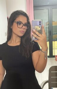 Scopri di più sull'articolo Adriana Patti conquista il web con il suo nuovo singolo “Senza rumore