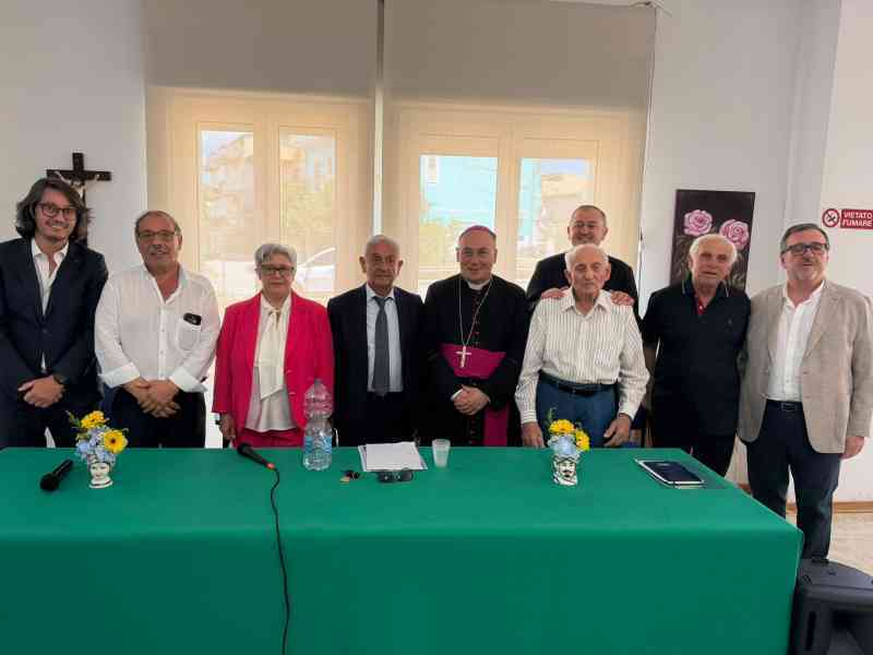 Al momento stai visualizzando Salaparuta festeggia 25 anni della Casa Albergo per Anziani “San Giuseppe”