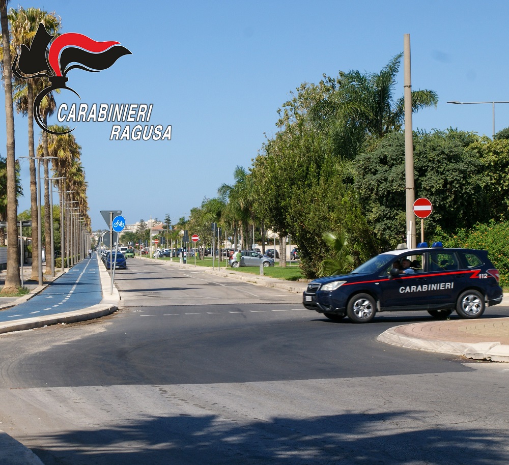 Scopri di più sull'articolo Agrigento – Marina di Ragusa, 19enne ricercato trovato alla guida di un’auto: finisce in carcere per evasione dai domiciliari