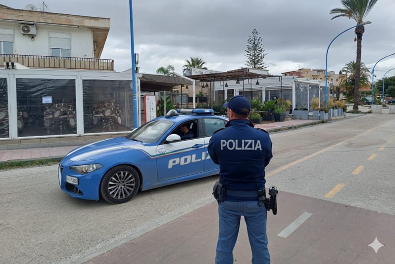 Al momento stai visualizzando Agrigento – San Leone, ladro sorpreso nel bagno dopo il furto in villa: arrestato un 55enne agrigentino