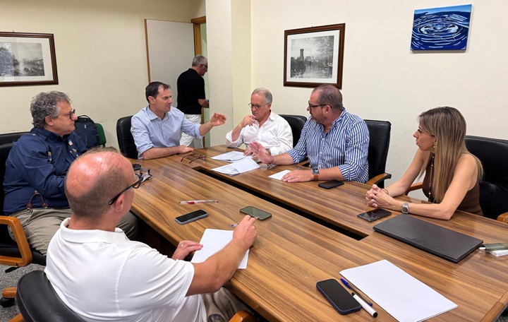 Al momento stai visualizzando Agrigento – Distribuzione idrica estiva, riunione AICA-ATI: razionalizzazione risorse e richiesta di ulteriore dotazione aggiuntiva a Siciliacque