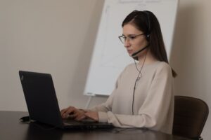 Scopri di più sull'articolo Agrigento – Formazione online e qualifiche professionali: come cambia la preparazione su qualità, ambiente e sicurezza