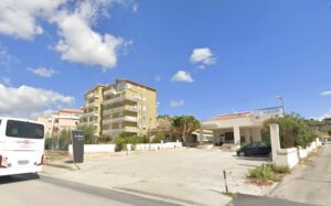 Scopri di più sull'articolo Banda del buco colpisce a Villaggio Mosè: rubati 200 mila euro in gioielli
