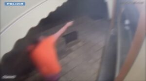 Scopri di più sull'articolo Tre ragazzi feriti in sparatoria: cinque arresti per tentato omicidio