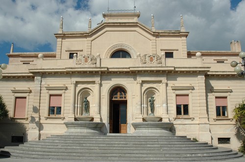 Al momento stai visualizzando Massinelli richiede alla Regione il riesame dell’esclusione dalla gara per le Terme di Sciacca