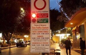 Scopri di più sull'articolo Nuovi orari per la Ztl in Via Atenea ad Agrigento dal 13 luglio