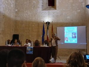 Al momento stai visualizzando Agrigento – Favara celebra Toni Trupia: grande successo per la prima edizione di “Cinema e Letteratura”