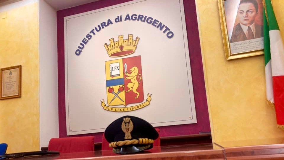 Al momento stai visualizzando Truffa del finto carabiniere, emessi 16 fogli di via dalla Questura di Agrigento