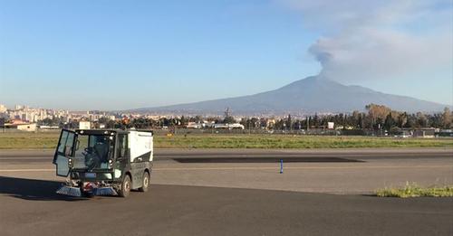 Al momento stai visualizzando Agrigento – Etna, ancora disagi in aeroporto; Schifani: “potenzieremo scalo Comiso”