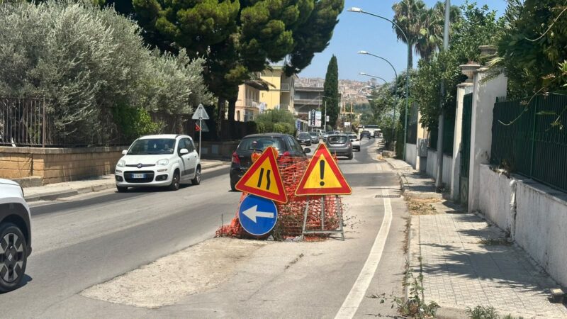 Al momento stai visualizzando Agrigento – Dove morì Marco Chiaramonti la buca (recintata e non segnalata di notte) è ancora lì