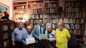 Scopri di più sull'articolo Agrigento – Consegnato al Cavaliere di Gran Croce Gaetano Allotta il Premio Culturale “Girasole”