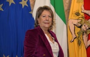 Scopri di più sull'articolo Agrigento – La Regione Sicilia avvia le assunzioni riservate a orfani di femminicidio e donne sfregiate