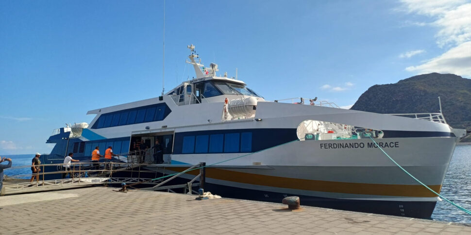 Al momento stai visualizzando Agrigento – Guasto all'aliscafo per Lampedusa, costretto a rientrare a Porto Empedocle