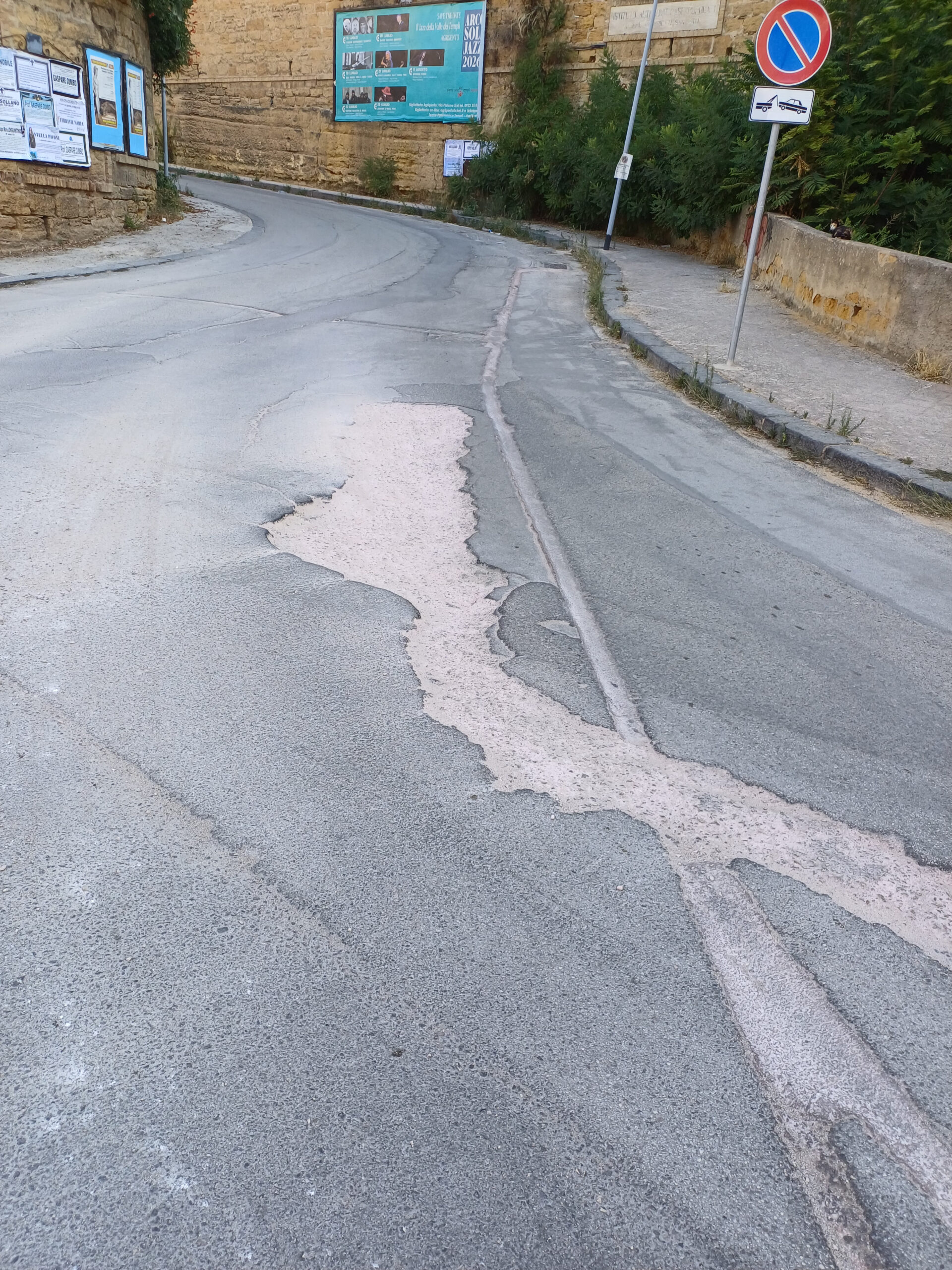 Al momento stai visualizzando Agrigento, strade, altri danni dai “soliti noti”