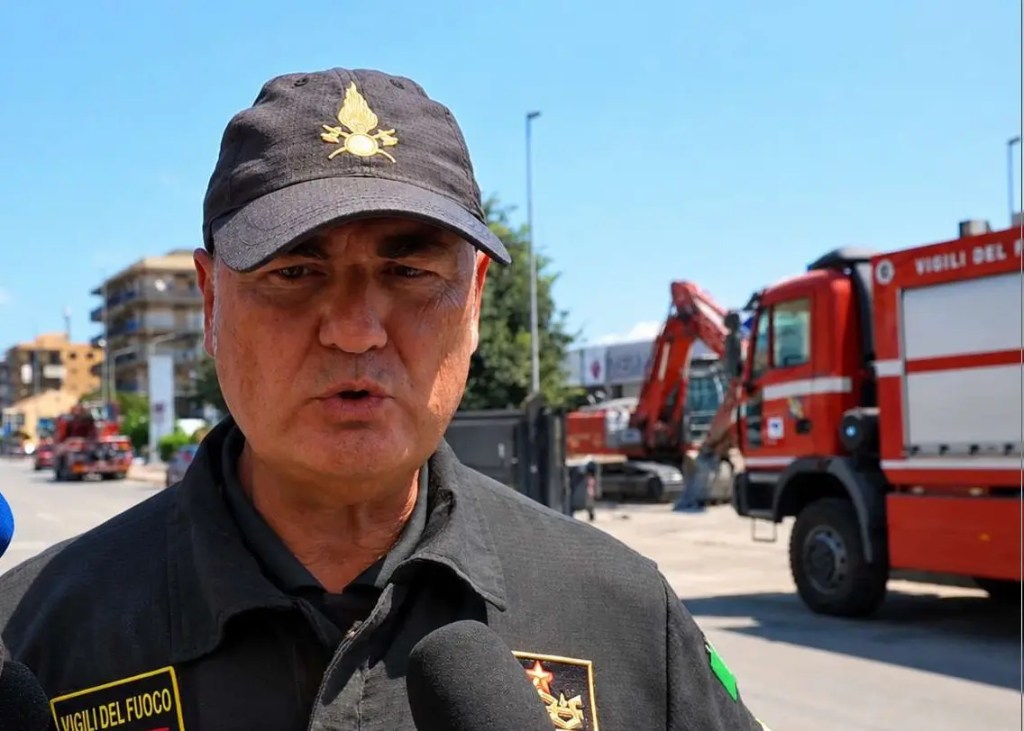 Al momento stai visualizzando Agrigento – Crollo a Messina, Burgio (Vigili del Fuoco): “Ricerche fino all’ultimo granello di materiale”