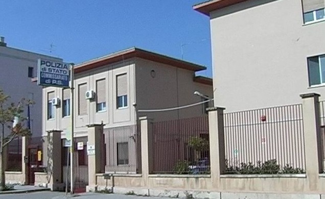 Al momento stai visualizzando Agrigento – Due pistole e munizioni in casa, arrestato un cinquantenne a Licata