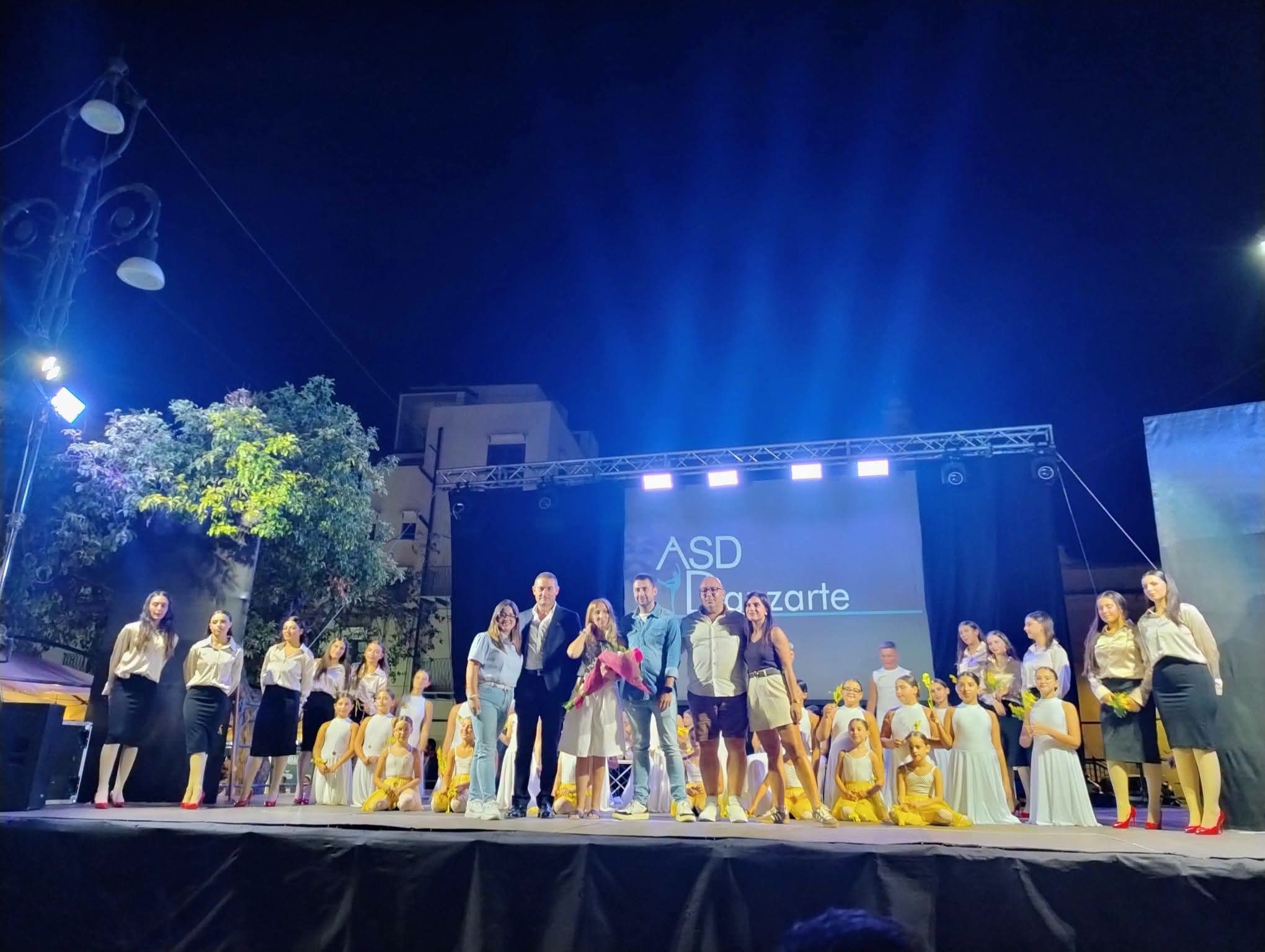 Al momento stai visualizzando Agrigento – Casteltermini, il plauso del sindaco Nicastro a Luana Mandracchia e alle sue allieve