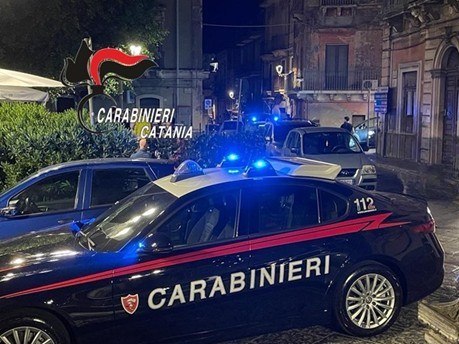 Al momento stai visualizzando Agrigento – Cessione di droga in diretta, i Carabinieri arrestano un 42enne e denunciano un 43enne