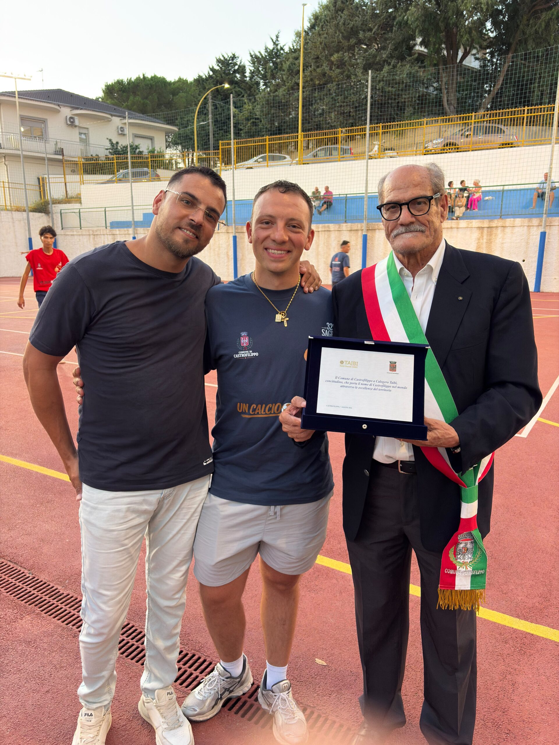 Al momento stai visualizzando Agrigento – Castrofilippo, un calcio alla vita a favore dei malati oncologici (interviste al Vg)