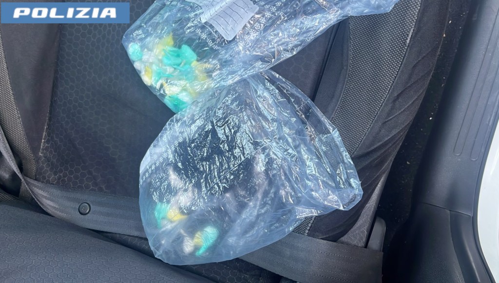 Al momento stai visualizzando Agrigento – Girava in auto con cocaina e soldi: arrestato