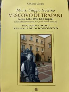 Al momento stai visualizzando Agrigento – Donate 5 copie del libro su Mons. Iacolino alla Biblioteca “A. Mendola” di Favara