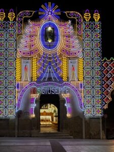 Al momento stai visualizzando Agrigento – Festa di San Giuseppe: il programma di oggi, venerdì 28 agosto. Gli Audio 2 a Favara