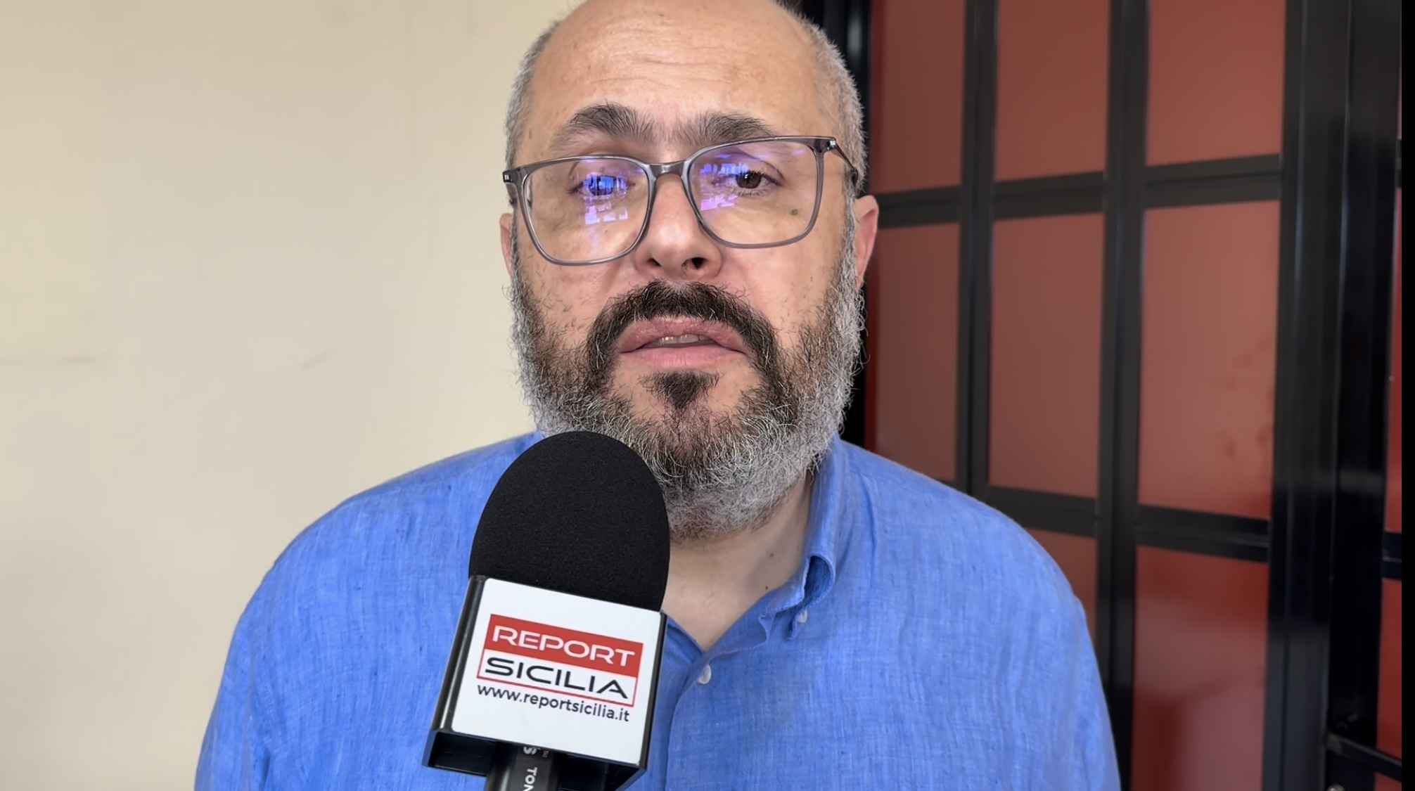 Al momento stai visualizzando Agrigento – Favara, telecamere contro gli incivili: mille euro di multa per un sacchetto abbandonato. Palumbo: «Adesso si paga»