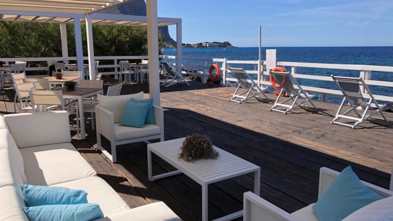 Al momento stai visualizzando Agrigento – Punta Valdesi, La Vardera tace ancora: Nessuna interrogazione pubblica. Intanto il Club annuncia “Scacchi con vista mare” a pagamento