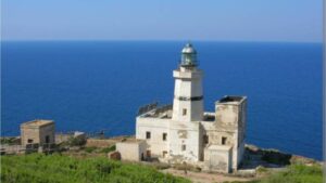 Scopri di più sull'articolo Agrigento – Faro di Punta Libeccio a Marettimo, Fratelli d’Italia: “Pieno sostegno alle iniziative per il recupero e la valorizzazione”