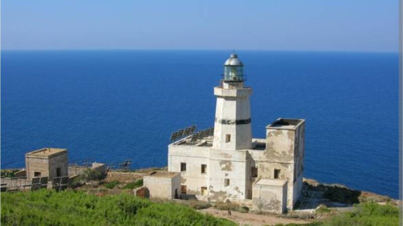 Al momento stai visualizzando Agrigento – Faro di Punta Libeccio a Marettimo, Fratelli d’Italia: “Pieno sostegno alle iniziative per il recupero e la valorizzazione”