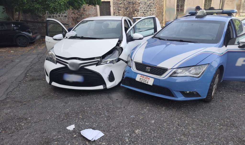 Al momento stai visualizzando Agrigento – Fermato su un’auto rubata dopo inseguimento e ferimento di un poliziotto, arrestato
