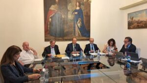 Scopri di più sull'articolo Agrigento – Collegamenti marittimi con le Isole minori, la Regione Siciliana ha approvato il piano finanziario. Renato Schifani e Alessandro Aricò: “Diamo concretezza agli impegni presi”