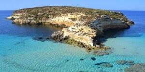 Scopri di più sull'articolo Agrigento – Lampedusa, dieci migranti accompagnati dagli scafisti vicino alla costa