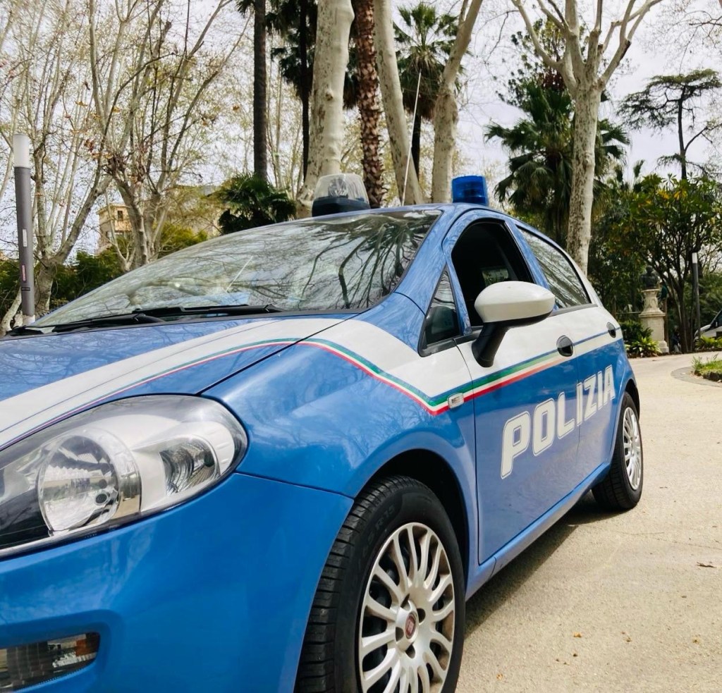 Al momento stai visualizzando Agrigento – Minacciano passante con un coltello per rubargli il cellulare, due arresti