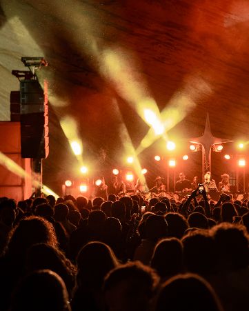 Al momento stai visualizzando Momentum ad Agrigento, il 21 agosto musica alla Cava – Teatro dell’Efebo